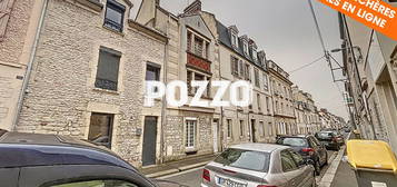 A VENDRE AUX ENCHERES IMMOBILIERES EN LIGNE Maison Caen 8 pièce(s) 127 m2