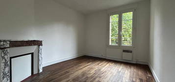 Appartement  à louer, 2 pièces, 1 chambre, 41 m²