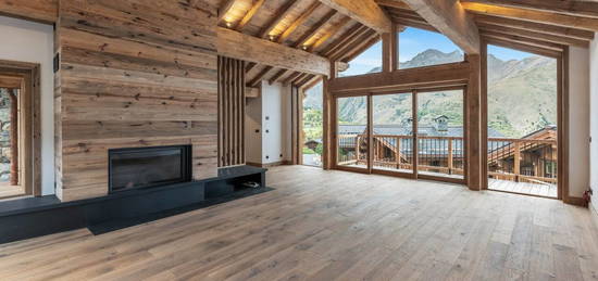 Vente chalet 10 pièces 327 m²