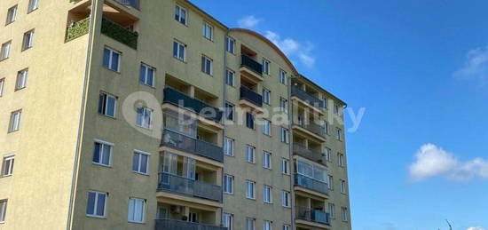 Prodej bytu 1+kk 40 m², V Honech, Klecany