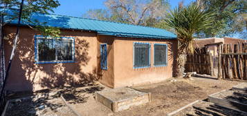 1029 Headingly Ave NW, Albuquerque, NM 87107