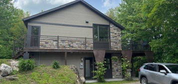 259, Rue Laurenza-Blouin
Mont-Laurier