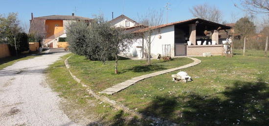 Villetta a schiera in vendita in via Passo Del Cardinale, 34