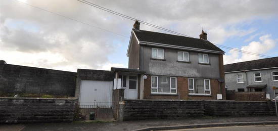 2 bedroom detached house for sale