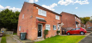 2 bedroom semi-detached house for sale