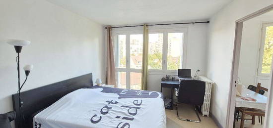 Grand T1 Studio meublée a 5 mns Métro 13 Châtillon Montrouge