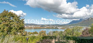 Magnifique appartement avec jardin et vue panoramique sur le