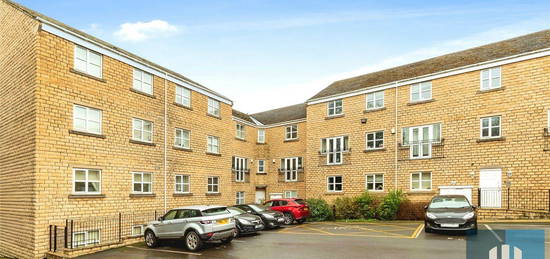 Flat to rent in Croft Court, Mount Lane, Brighouse, West Yorkshire HD6