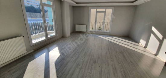 BEYLIKDUZU KAVAKLI IHLAS 2 ALTI ..120 M2..2+1..EBEYENLI..22 000₺