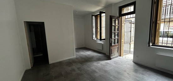 VICTOIRE : Studio 32m2