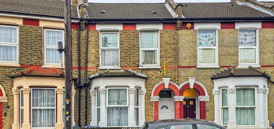 3 bed terraced house for sale