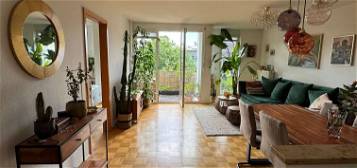 Sehr schöne, neuwertige 2-Zimmer-Wohnung mit Balkon und Einbauküche in Grenzach-Wyhlen