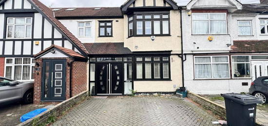 Property to rent in Denham Drive, Ilford IG2