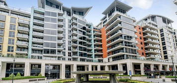 Flat for sale in The Boulevard, Imperial Wharf SW6