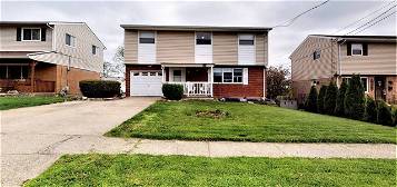 3264 March Ter, Colerain Twp, OH 45239