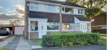 3 bedroom semi-detached house for sale