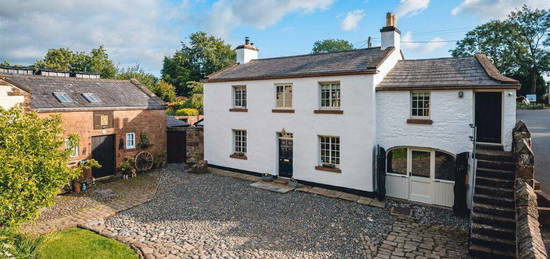 4 bedroom cottage for sale