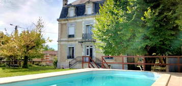 Maison de Maître, 5 Chambres, Piscine, Annexe Indépendante, Fibre, Près Angoulême