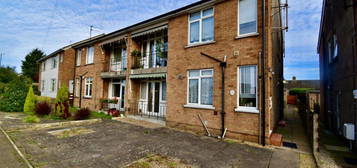 2 bedroom ground maisonette