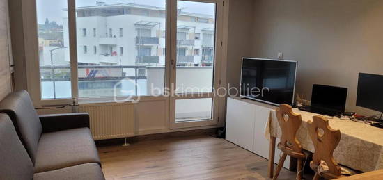 Studio  à vendre, 1 pièce, 21 m², Étage 3/–