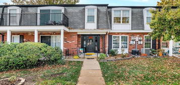 853 Dumont Pl Unit H, Saint Louis, MO 63125