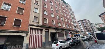 Piso en venta en Biarritz Kalea, Rekalde Centro