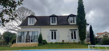 Maison 5 pièces 150 m²