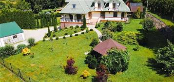Dom z pięknym ogrodem blisko Gródka nad Dunajcem
