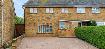 4 bed semi-detached house for sale