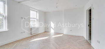 Studio to rent in Hornsey Road, Finsbury Park, London N19