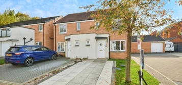 3 bedroom semi-detached house for sale