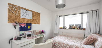 End terrace house to rent in Warleigh Road, Brighton BN1