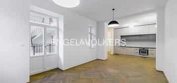 Pronájem bytu 3+kk 82 m²