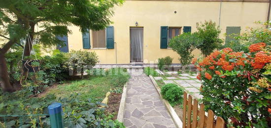 Villa a schiera via Roma, Sant'Angelo In Lizzola, Vallefoglia