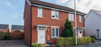 3 bed semi-detached house for sale