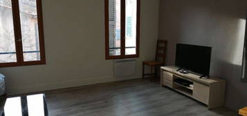 Studio 27 M2 lumineux centre ville