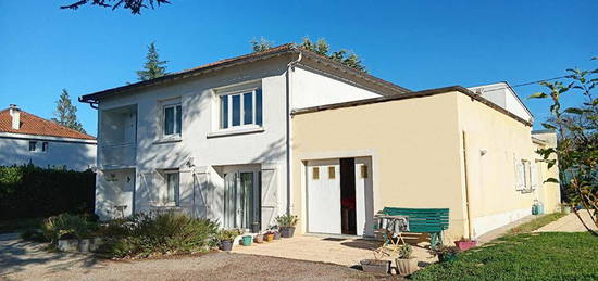 Maison avec piscine Cahors centre ville