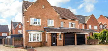 5 bedroom detached house for sale