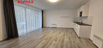 Pronájem bytu 1+kk 32 m²