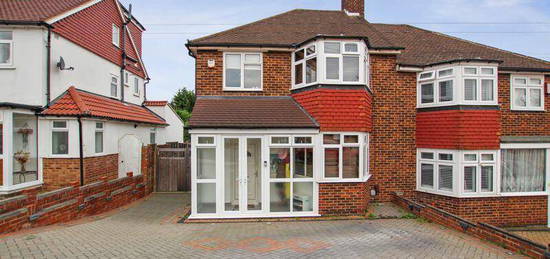 3 bedroom semi-detached house for sale