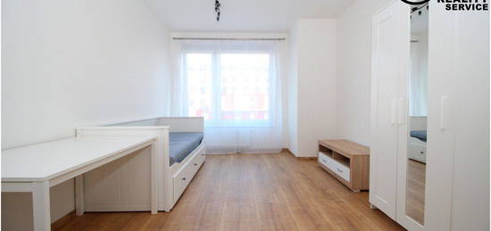 Byt 1+kk, 33 m², Kolbenova,Vysočany,Praha