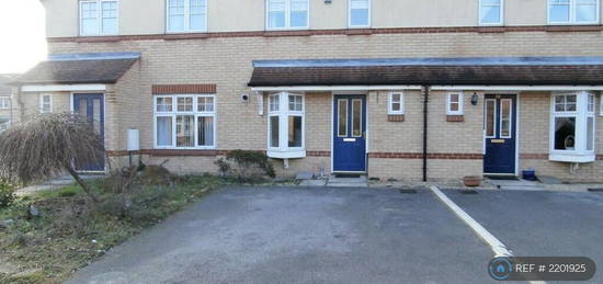 2 bedroom terraced house