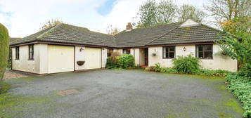 4 bedroom detached bungalow for sale