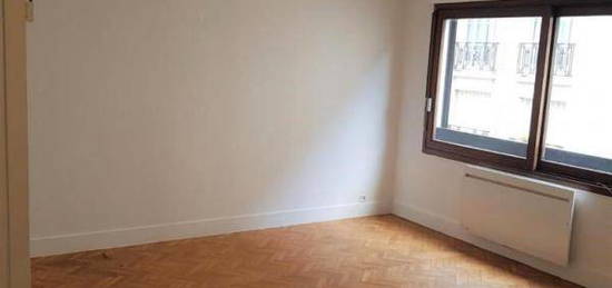 Location appartement 3 pièces 77 m²