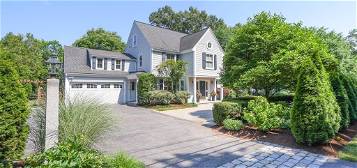 90 Forest St, Needham, MA 02492