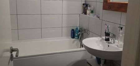 Centru-Episvopie. Vand apartament 2 camere