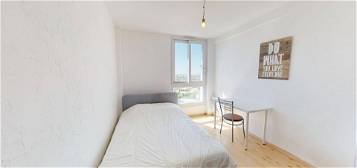 Appartement meublé  à louer, 5 pièces, 4 chambres, 76 m²