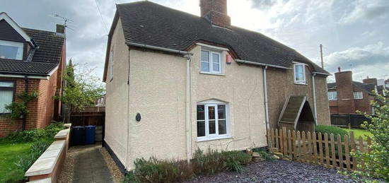 2 bedroom semi-detached house