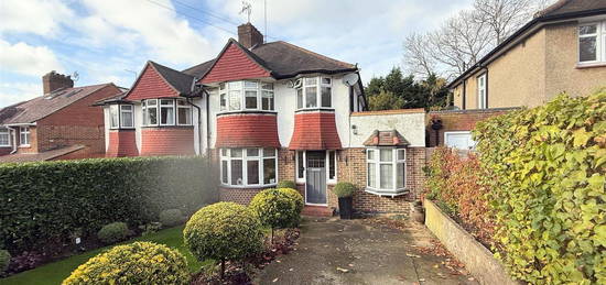 3 bed semi-detached house to rent