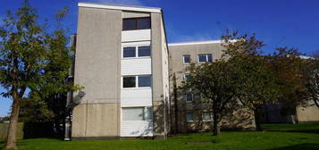 2 bedroom ground floor flat for sale